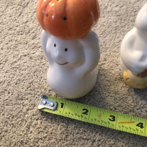 King May China Salt & Pepper Shaker Set Halloween Ghost‎ Pumpkin - Picture 5 of 12